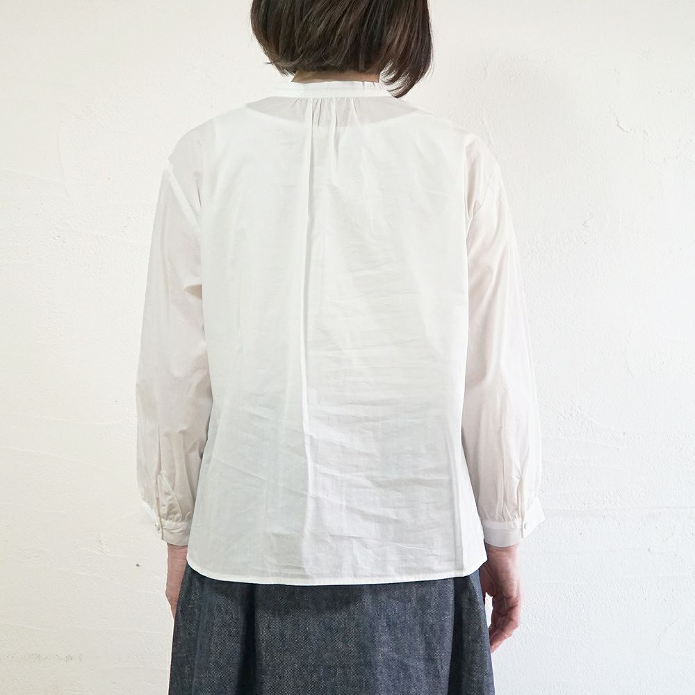 Branch m‘.,ブランチエム,ナチュラル,30代,40代,50代,60代,コットン,ゆったり,コットン,コットンブラウス,綿ブラウス,タックブラウス,ピンタックブラウス,ピンタック,フォーマル,オケージョン,セットアップ