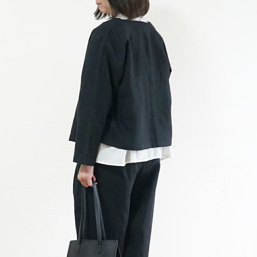 Branch m‘.,ブランチエム,ナチュラル,30代,40代,50代,60代,リネン,ゆったり,ジャケット,リネンジャケット,クルーネックジャケット,ノーカラージャケット,ショート丈,ショートジャケット,フォーマル,オケージョン,セットアップ