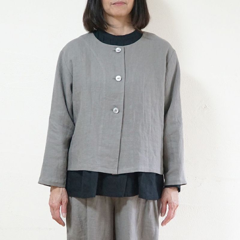 Branch m‘.,ブランチエム,ナチュラル,30代,40代,50代,60代,リネン,ゆったり,ジャケット,リネンジャケット,クルーネックジャケット,ノーカラージャケット,ショート丈,ショートジャケット,フォーマル,オケージョン,セットアップ