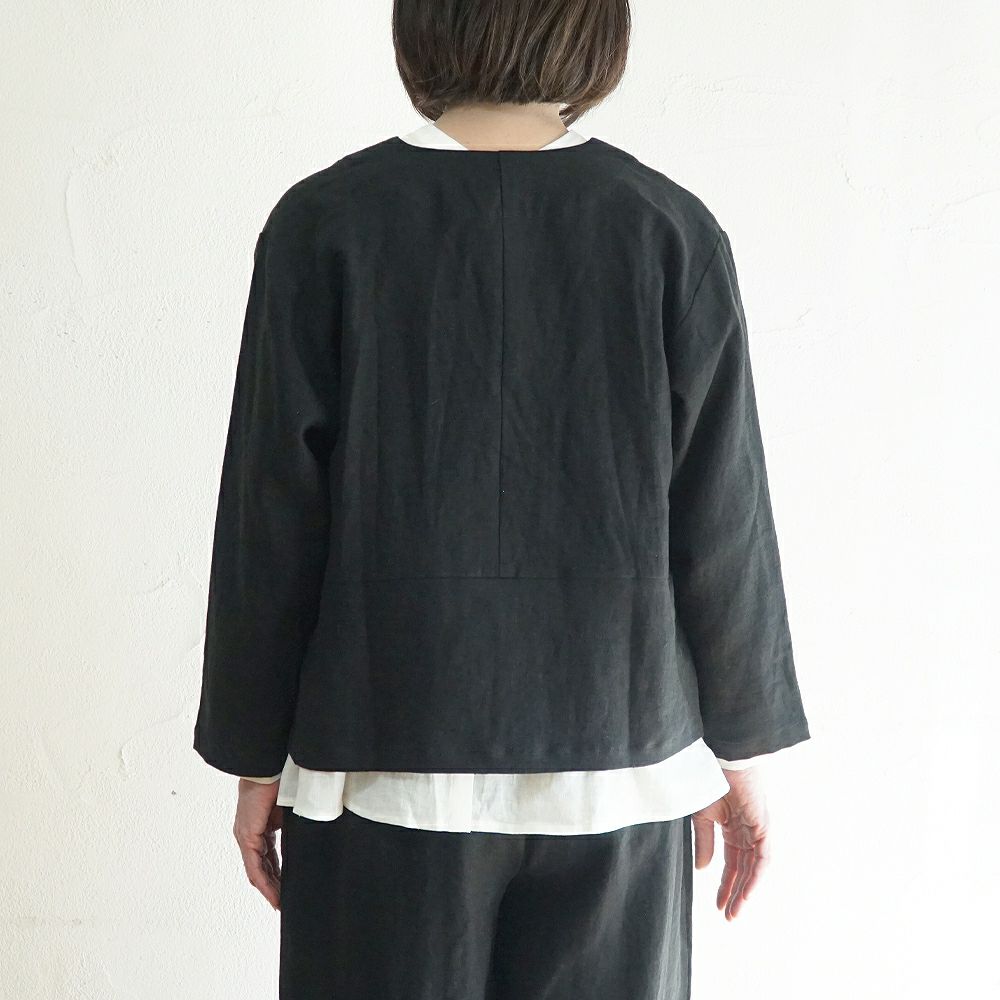 Branch m‘.,ブランチエム,ナチュラル,30代,40代,50代,60代,リネン,ゆったり,ジャケット,リネンジャケット,Vネック,Vネックジャケット,ショート丈,ショートジャケット,フォーマル,オケージョン,セットアップ