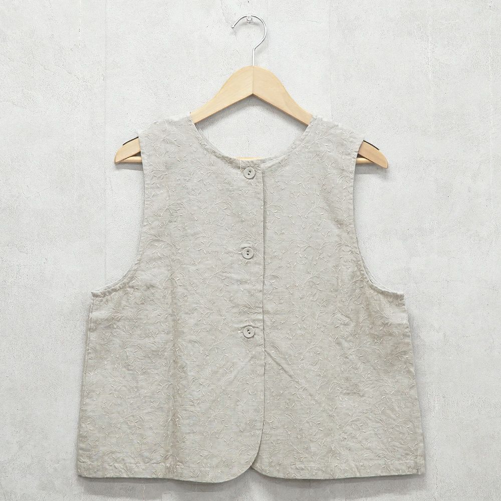 Branch m‘.,ブランチエム,ナチュラル,30代,40代,50代,60代,リネン,ゆったり,刺繍,刺繍ベスト,ベスト,2way,前後着用,2wayベスト