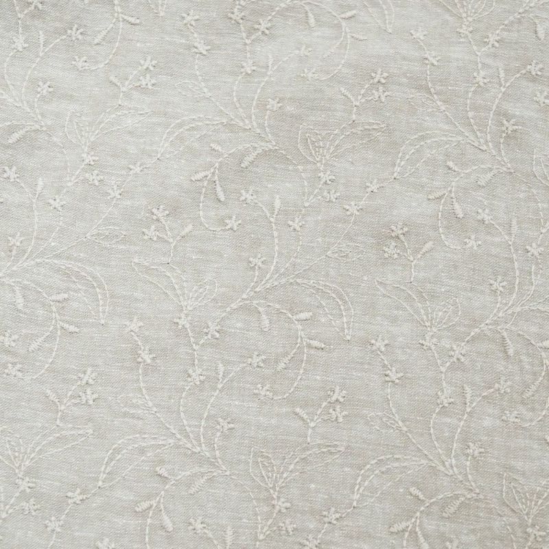 Branch m‘.,ブランチエム,ナチュラル,30代,40代,50代,60代,リネン,ゆったり,刺繍,刺繍ブラウス,blouse,ブラウス,プルオーバー,プルオーバーブラウス