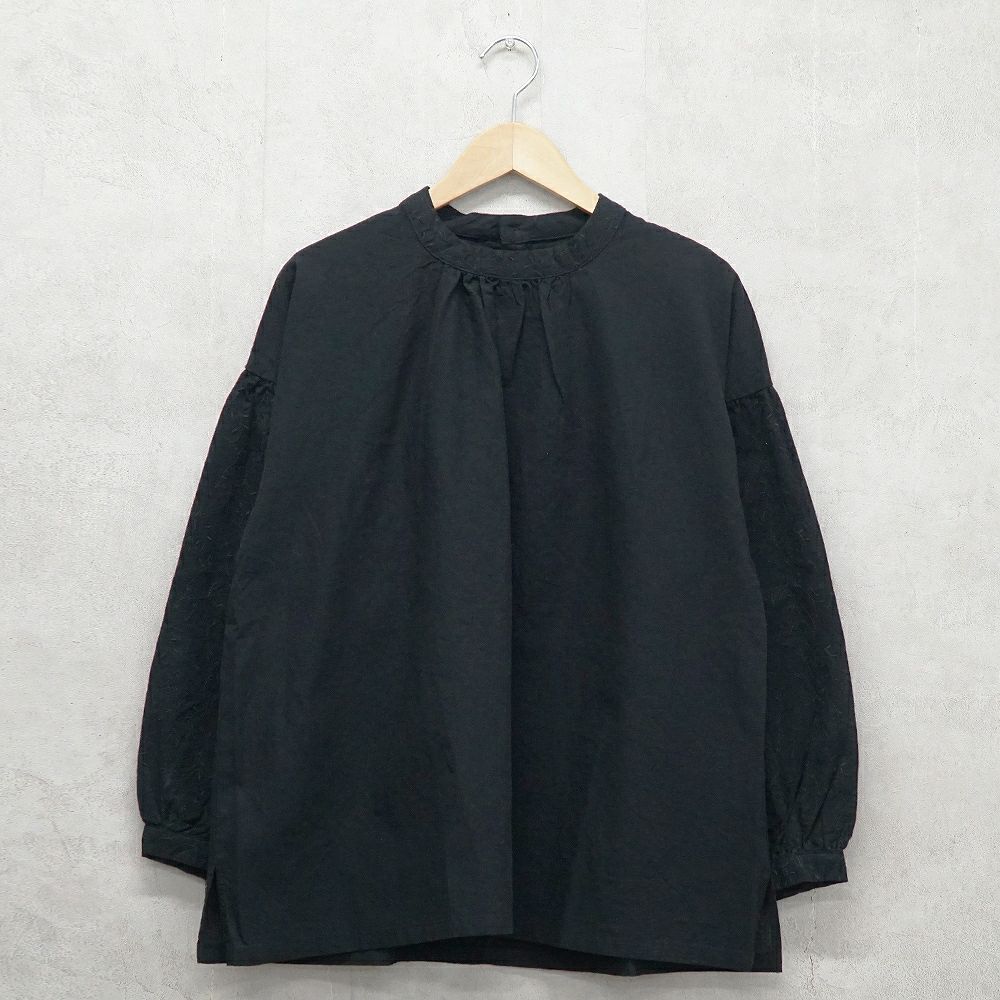 Branch m‘.,ブランチエム,ナチュラル,30代,40代,50代,60代,リネン,ゆったり,刺繍,刺繍ブラウス,blouse,ブラウス,プルオーバー,プルオーバーブラウス