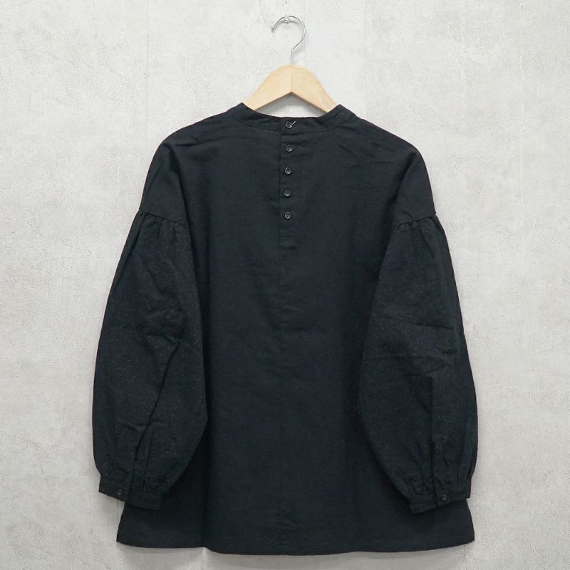 Branch m‘.,ブランチエム,ナチュラル,30代,40代,50代,60代,リネン,ゆったり,刺繍,刺繍ブラウス,blouse,ブラウス,プルオーバー,プルオーバーブラウス