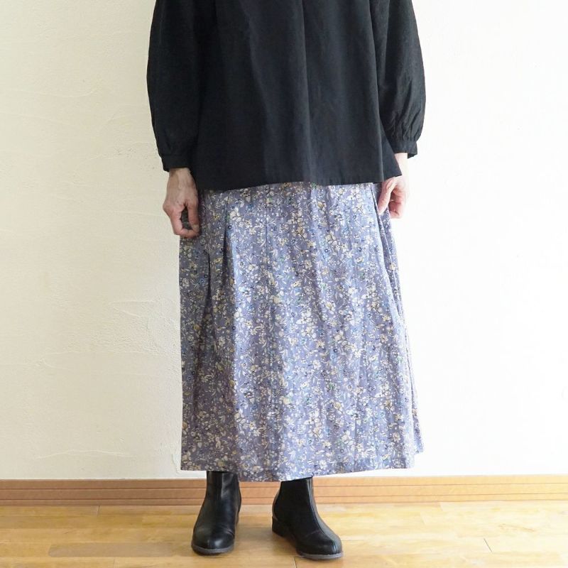 Branch m‘.,ブランチエム,ナチュラル,30代,40代,50代,60代,リネン,ゆったり,skirt,スカート,リネンスカート,タックスカート,花柄,花柄スカート,花柄プリント,