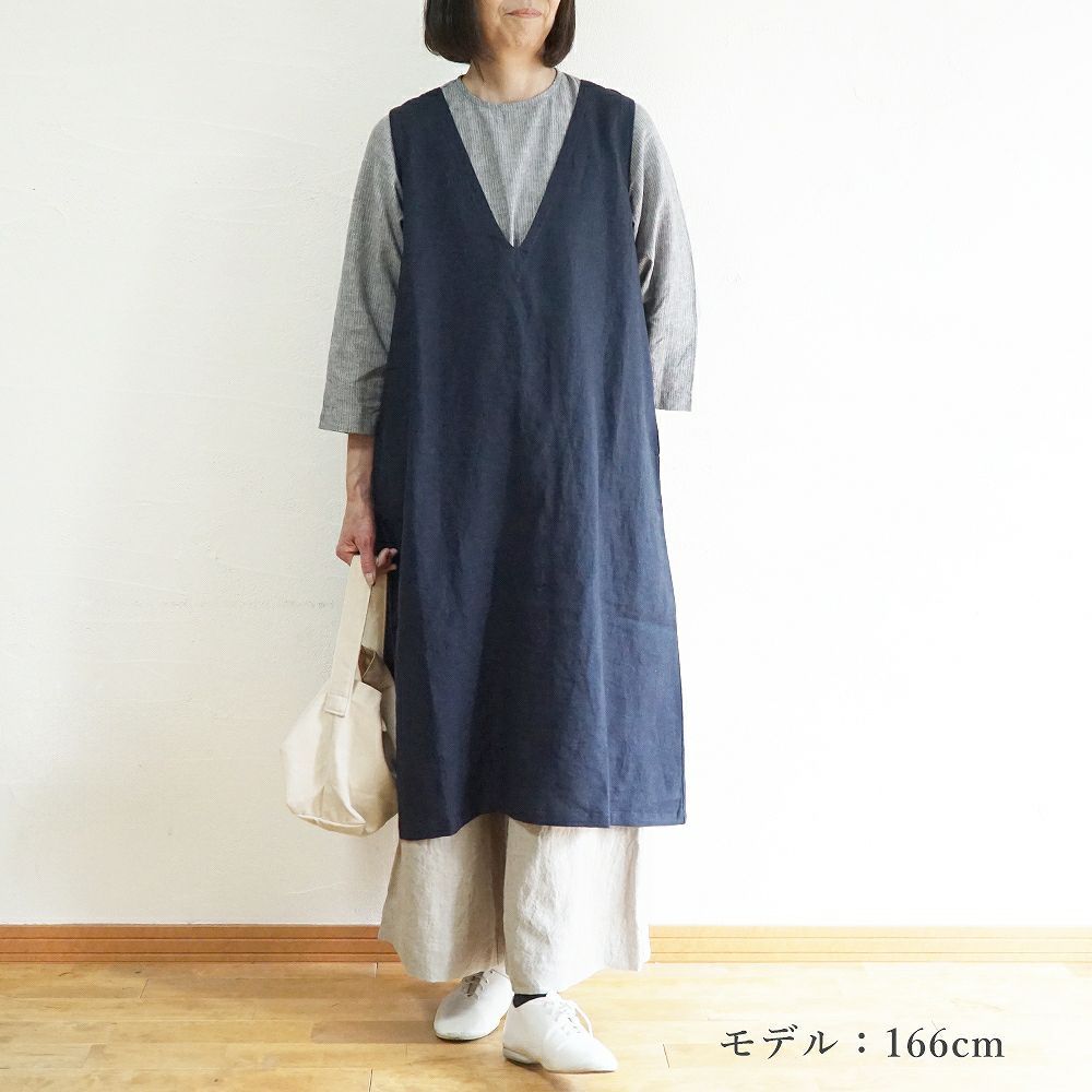 Branch m‘.,ブランチエム,ナチュラル,30代,40代,50代,60代,リネン,ゆったり,ワンピース,リネンワンピース,ノースリーブワンピース,Vネック,Vネックワンピース