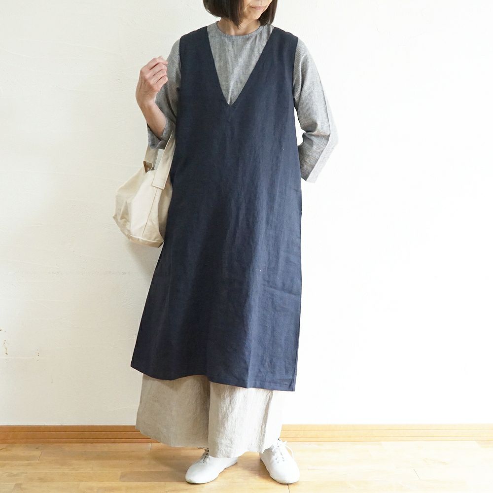 Branch m‘.,ブランチエム,ナチュラル,30代,40代,50代,60代,リネン,ゆったり,ワンピース,リネンワンピース,ノースリーブワンピース,Vネック,Vネックワンピース