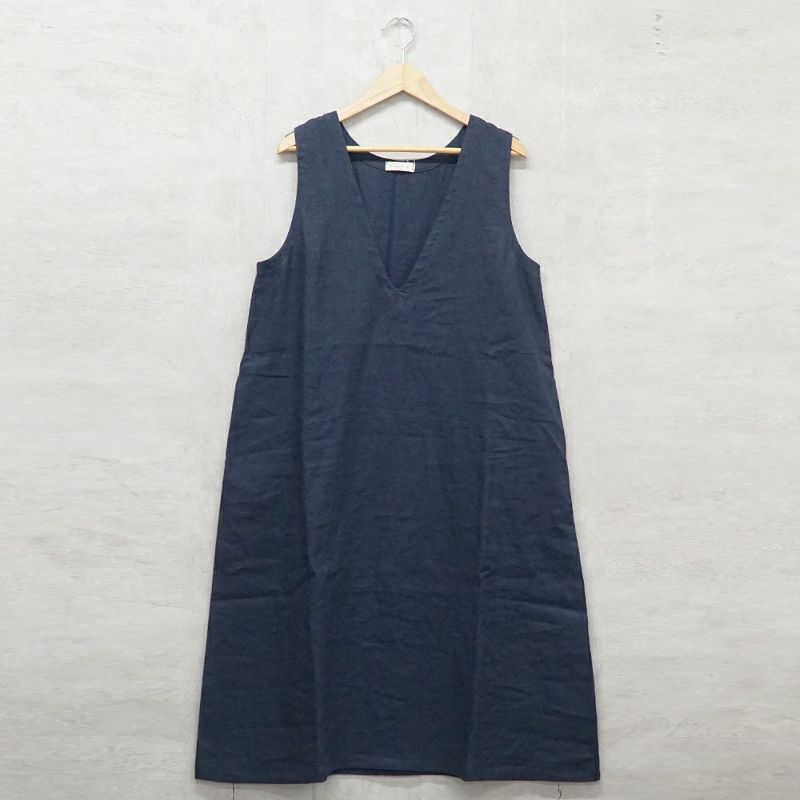 Branch m‘.,ブランチエム,ナチュラル,30代,40代,50代,60代,リネン,ゆったり,ワンピース,リネンワンピース,ノースリーブワンピース,Vネック,Vネックワンピース