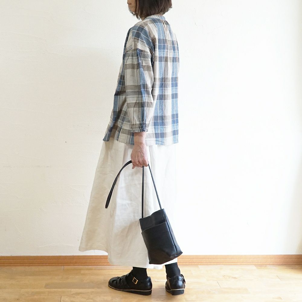 Branch m‘.,ブランチエム,ナチュラル,30代,40代,50代,60代,コットン,ゆったり,コットンリネン,blouse,ブラウス,チェック,チェック柄,チェックブラウス,ギャザーブラウス,コットンリネンブラウス