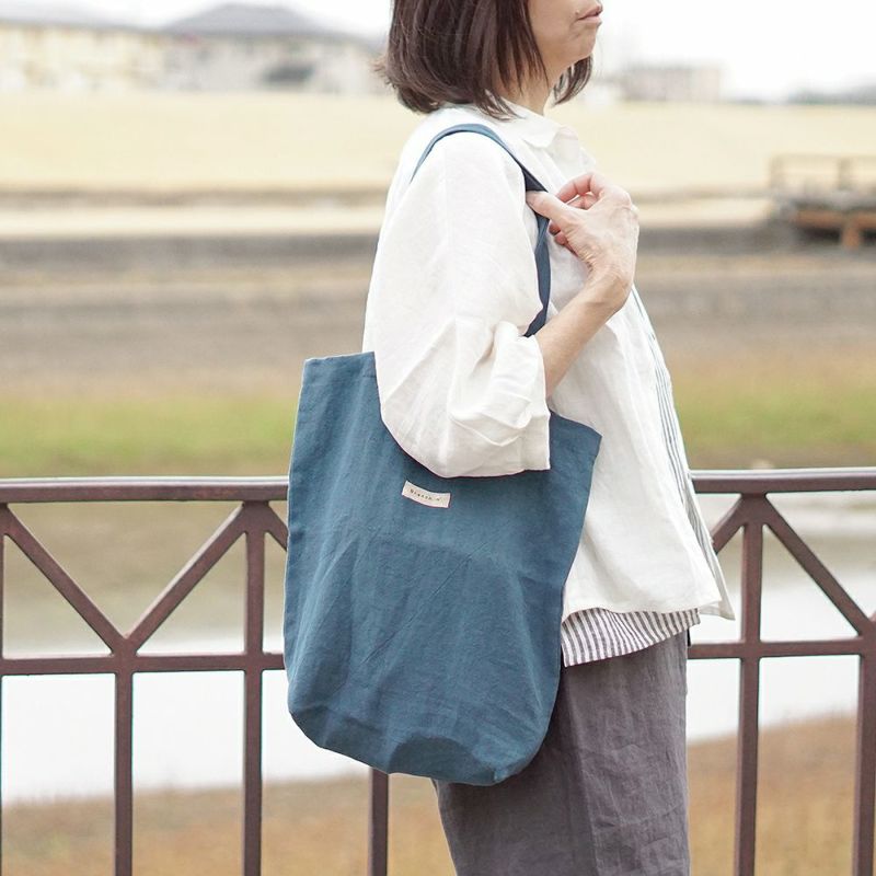 Branch m‘.,ブランチエム,ナチュラル,30代,40代,50代,60代,リネン,ゆったり,ポーチ,リネンポーチ,ファスナーポーチ,トラベルグッズ,トラベル,トラベルポーチ,