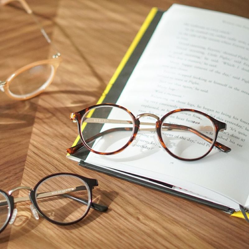 Branch m‘.,ブランチエム,ナチュラル,30代,40代,50代,60代,老眼鏡,リーディンググラス,BEGLAD,おしゃれ,ビグラッド, メガネ,眼鏡