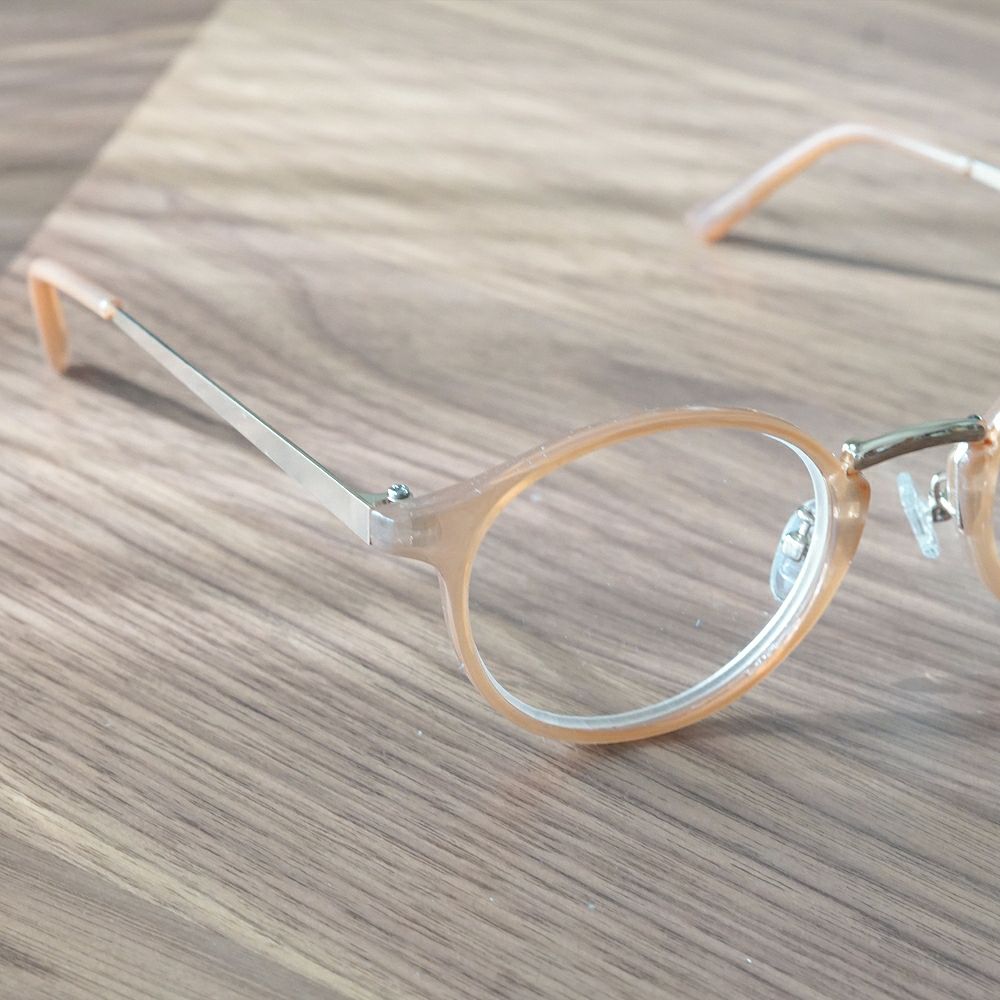 Branch m‘.,ブランチエム,ナチュラル,30代,40代,50代,60代,老眼鏡,リーディンググラス,BEGLAD,おしゃれ,ビグラッド, メガネ,眼鏡