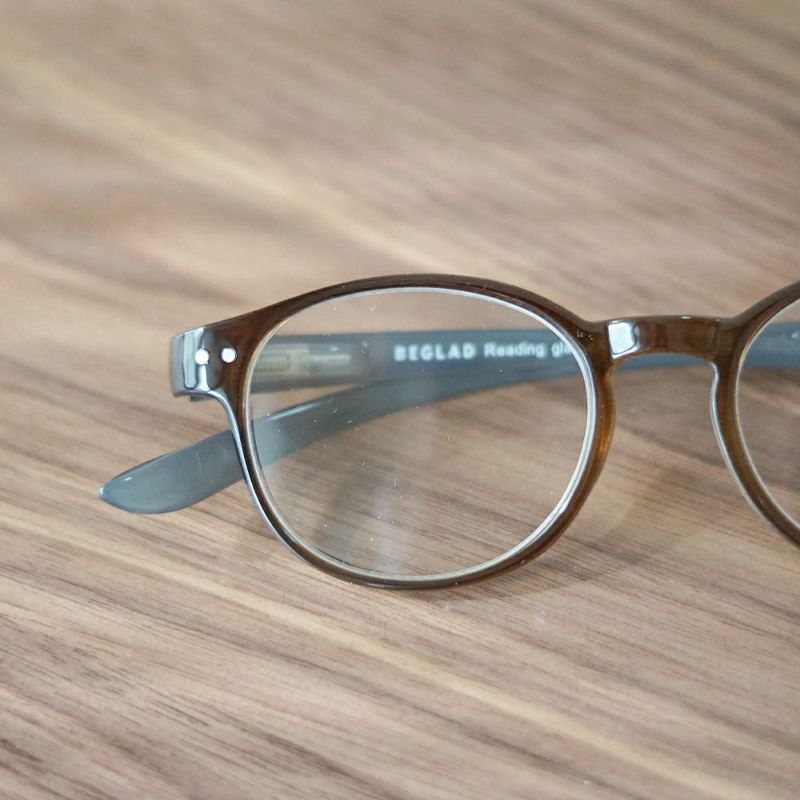 Branch m‘.,ブランチエム,ナチュラル,30代,40代,50代,60代,老眼鏡,リーディンググラス,BEGLAD,おしゃれ,ビグラッド,メガネ,眼鏡