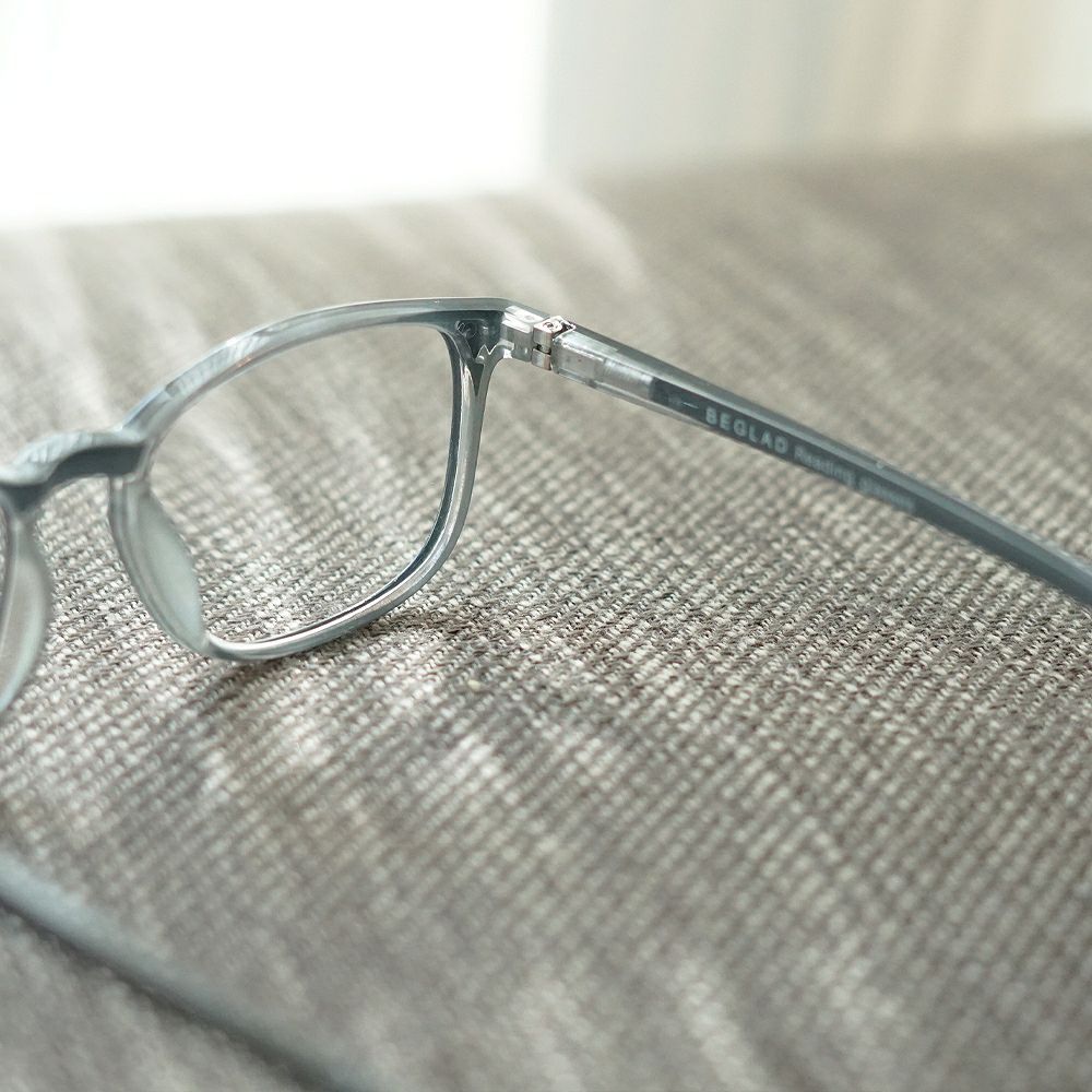 Branch m‘.,ブランチエム,ナチュラル,30代,40代,50代,60代,老眼鏡,リーディンググラス,BEGLAD,おしゃれ,ビグラッド,メガネ,眼鏡