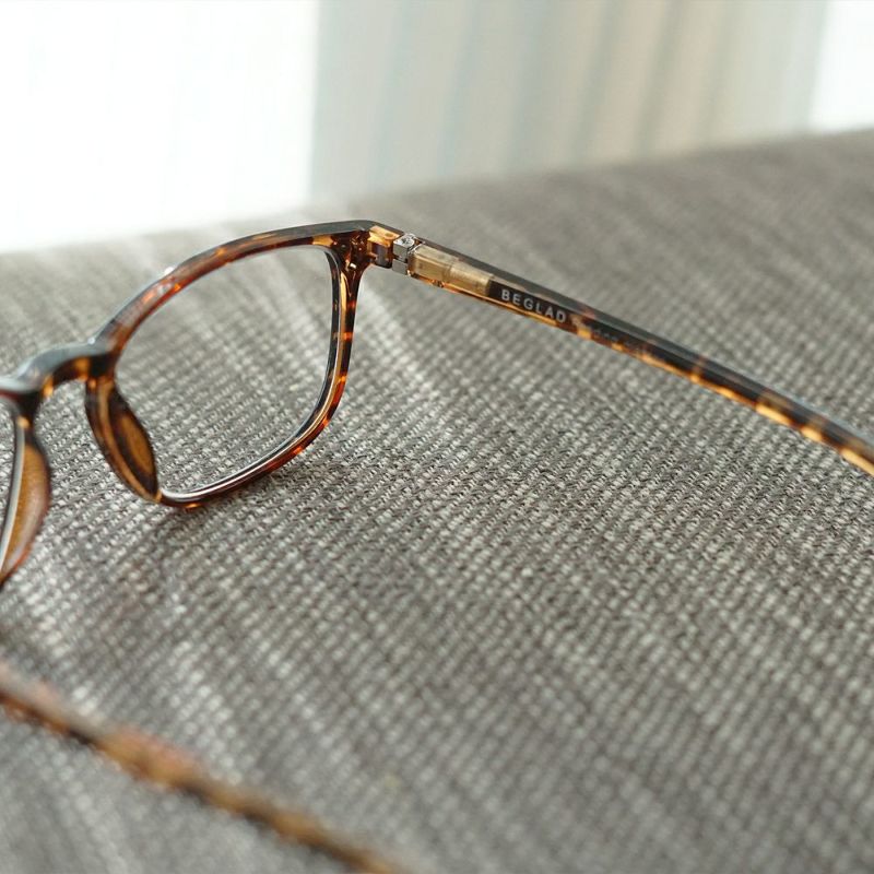 Branch m‘.,ブランチエム,ナチュラル,30代,40代,50代,60代,老眼鏡,リーディンググラス,BEGLAD,おしゃれ,ビグラッド,メガネ,眼鏡