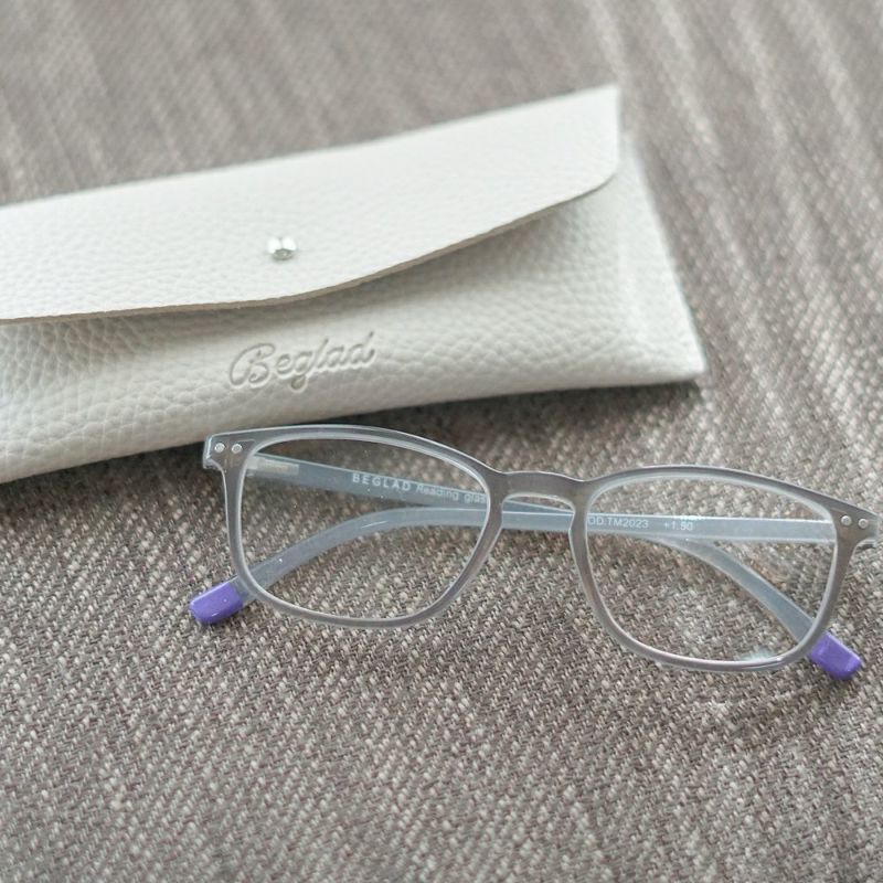 Branch m‘.,ブランチエム,ナチュラル,30代,40代,50代,60代,老眼鏡,リーディンググラス,BEGLAD,おしゃれ,ビグラッド,メガネ,眼鏡