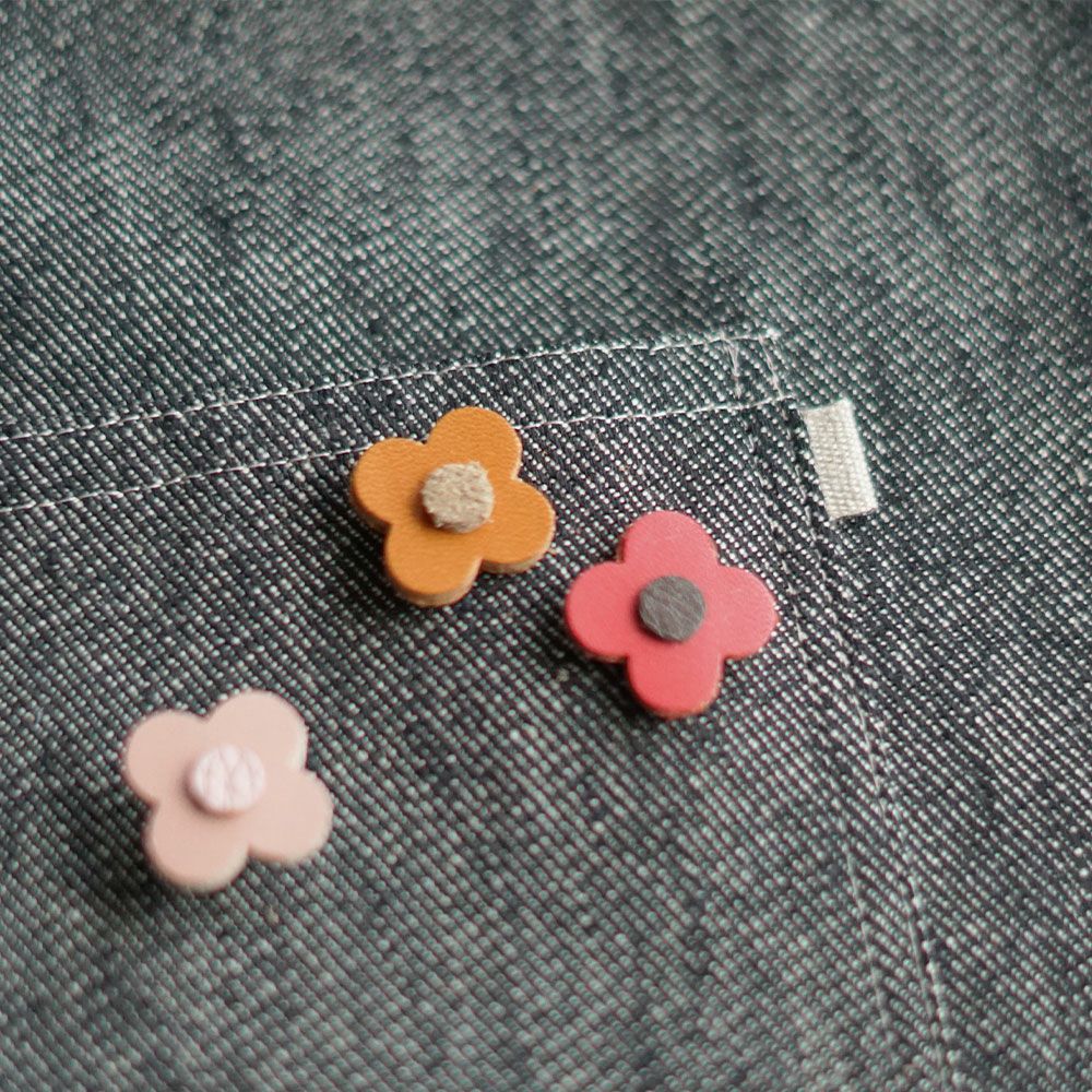 Branch m‘.,ブランチエム,ナチュラル,30代,40代,50代,60代,ブローチ,本革,革,ブートニエール,