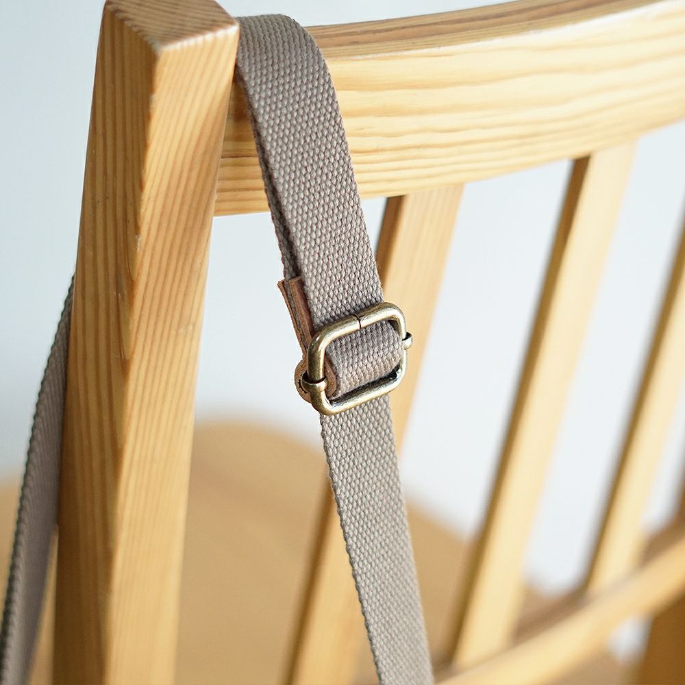 Branch m‘.,ブランチエム,ナチュラル,30代,40代,50代,60代,ゆったり,バッグ,toleur,トーラ,トートバッグ,革バッグ,カウレザーバッグ,カウレザー,ショルダーバッグ,ショルダー,ナイロンバッグ