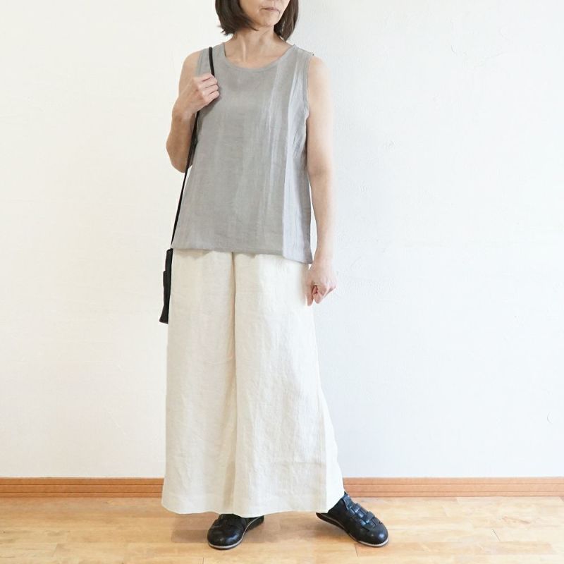 Branch m‘.,ブランチエム,ナチュラル,30代,40代,50代,60代,リネン,ゆったり,タンクトップ,リネンタンクトップ,インナー,レイヤード,ノースリーブ