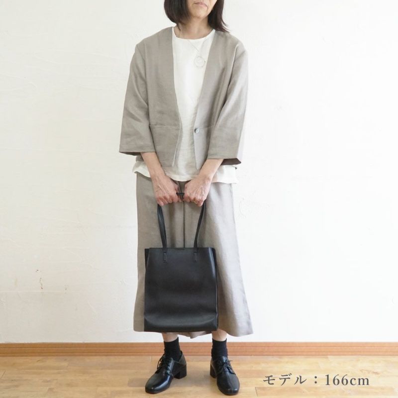 Branch m‘.,ブランチエム,ナチュラル,30代,40代,50代,60代,リネン,ゆったり,ジャケット,リネンジャケット,Vネック、Vネックジャケット,ノーカラージャケット,ショート丈,ショートジャケット,フォーマル,オケージョン,セットアップ