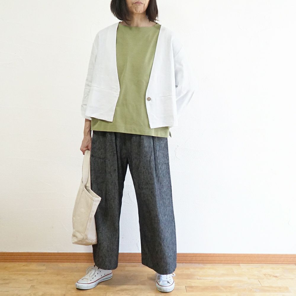 Branch m‘.,ブランチエム,ナチュラル,30代,40代,50代,60代,リネン,ゆったり,ジャケット,リネンジャケット,Vネック、Vネックジャケット,ノーカラージャケット,ショート丈,ショートジャケット,フォーマル,オケージョン,セットアップ