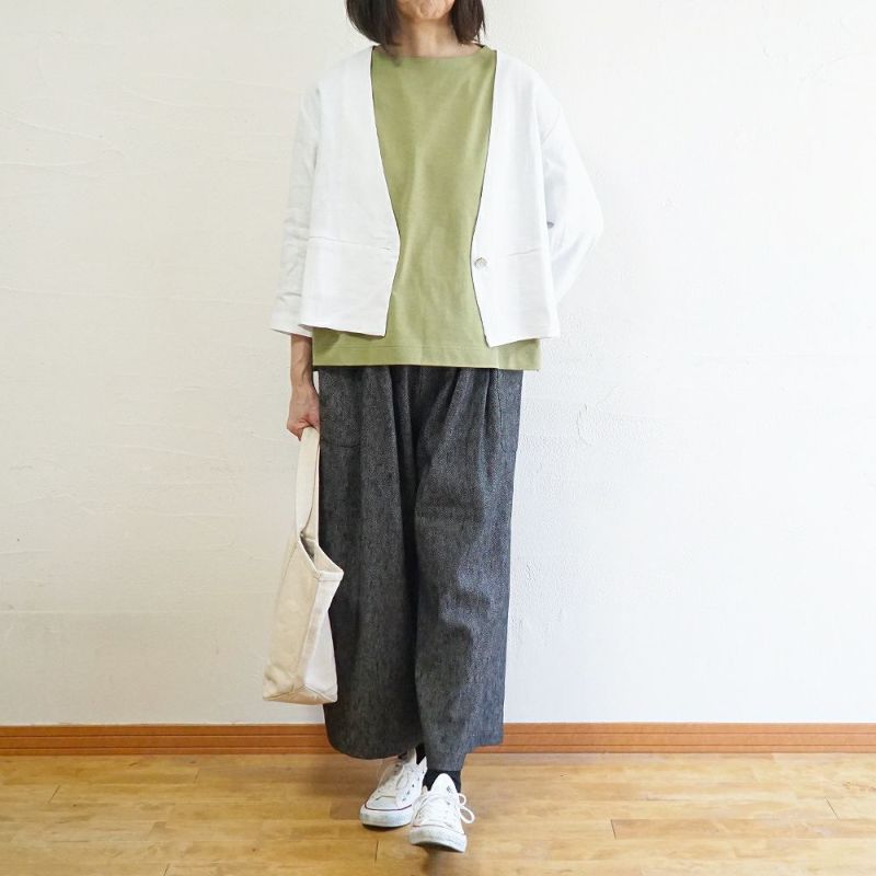 Branch m‘.,ブランチエム,ナチュラル,30代,40代,50代,60代,リネン,ゆったり,ジャケット,リネンジャケット,Vネック、Vネックジャケット,ノーカラージャケット,ショート丈,ショートジャケット,フォーマル,オケージョン,セットアップ