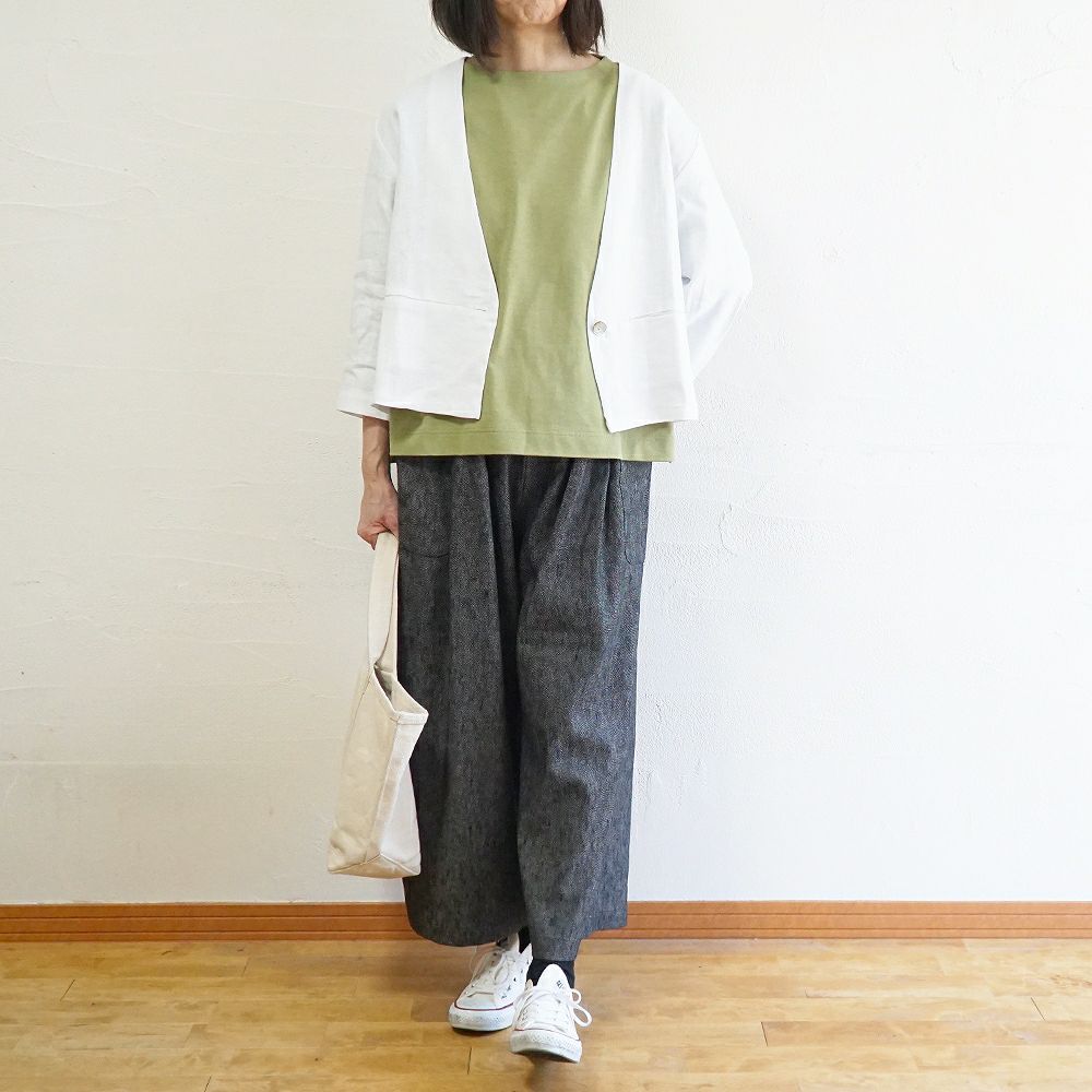 Branch m‘.,ブランチエム,ナチュラル,30代,40代,50代,60代,リネン,ゆったり,ジャケット,リネンジャケット,Vネック、Vネックジャケット,ノーカラージャケット,ショート丈,ショートジャケット,フォーマル,オケージョン,セットアップ