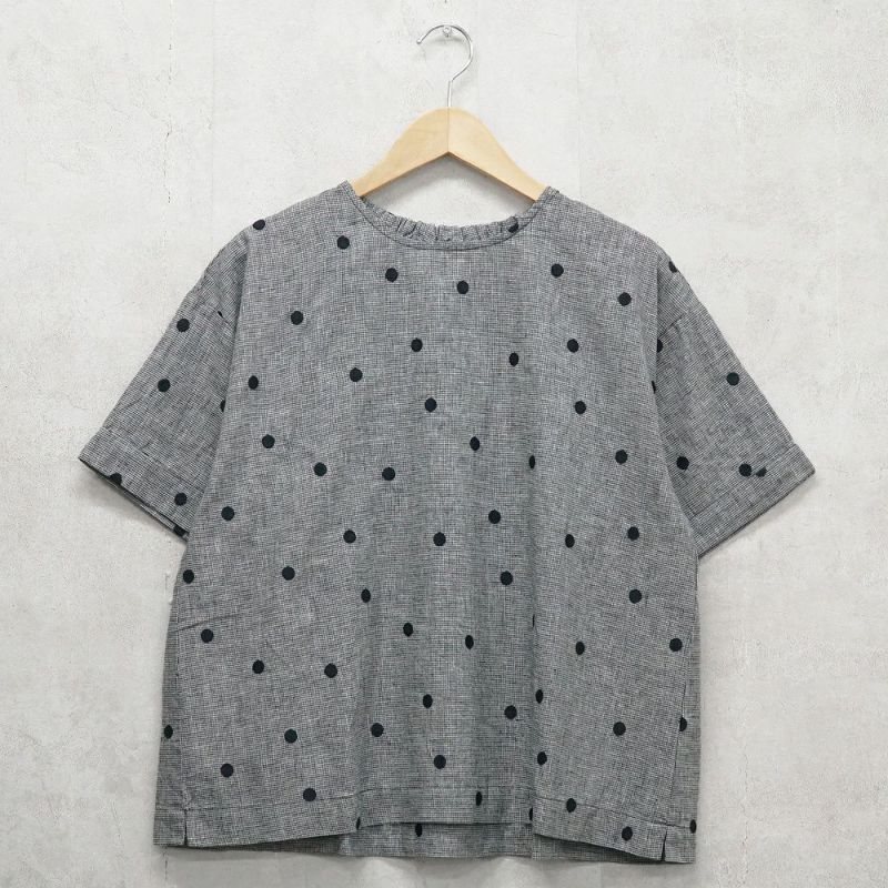 Branch m‘.,ブランチエム,ナチュラル,30代,40代,50代,60代,リネン,ゆったり,blouse,ブラウス,半袖,ドット,ドット柄,刺繍,刺繍ブラウス,半袖,半袖ブラウス,プルオーバー,プルオーバーブラウス