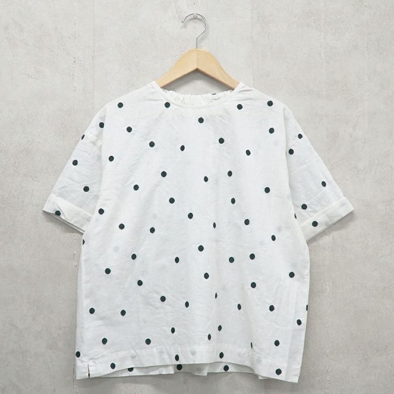 Branch m‘.,ブランチエム,ナチュラル,30代,40代,50代,60代,リネン,ゆったり,blouse,ブラウス,半袖,ドット,ドット柄,刺繍,刺繍ブラウス,半袖,半袖ブラウス,プルオーバー,プルオーバーブラウス