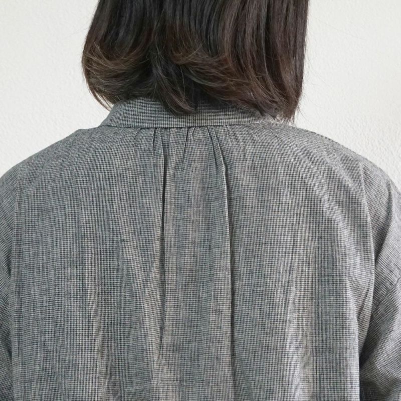 Branch m‘.,ブランチエム,ナチュラル,30代,40代,50代,60代,リネン,ゆったり,blouse,ブラウス,半袖,ドット,ドット柄,刺繍,刺繍ブラウス,半袖,半袖ブラウス,シャツ,衿付き,衿シャツ,