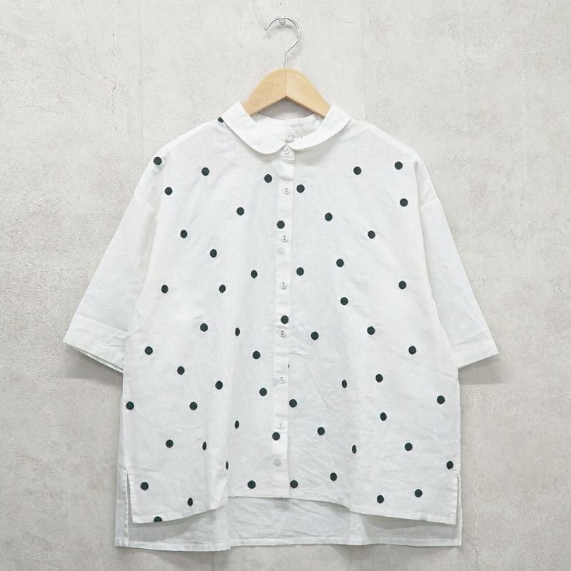 Branch m‘.,ブランチエム,ナチュラル,30代,40代,50代,60代,リネン,ゆったり,blouse,ブラウス,半袖,ドット,ドット柄,刺繍,刺繍ブラウス,半袖,半袖ブラウス,シャツ,衿付き,衿シャツ,