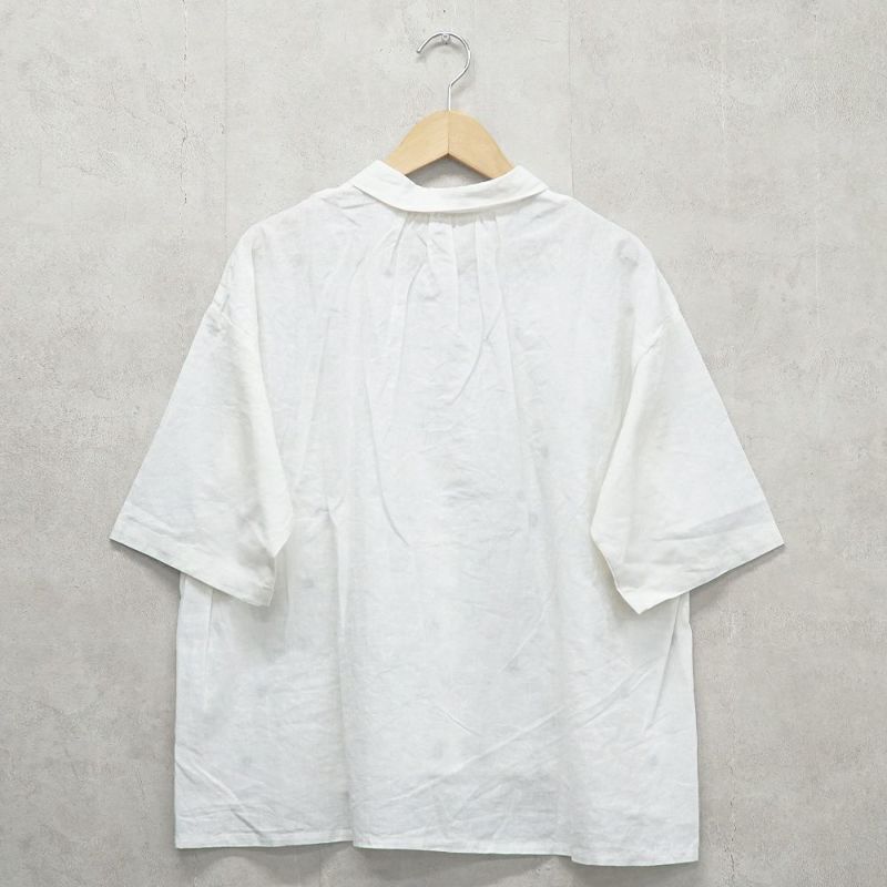 Branch m‘.,ブランチエム,ナチュラル,30代,40代,50代,60代,リネン,ゆったり,blouse,ブラウス,半袖,ドット,ドット柄,刺繍,刺繍ブラウス,半袖,半袖ブラウス,シャツ,衿付き,衿シャツ,