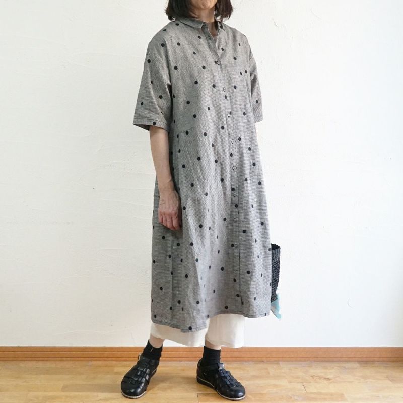 Branch m‘.,ブランチエム,ナチュラル,30代,40代,50代,60代,リネン,ゆったり,ドット,ドット柄,刺繍,刺繍ブラウス,半袖,半袖ワンピース,ワンピース,シャツワンピース