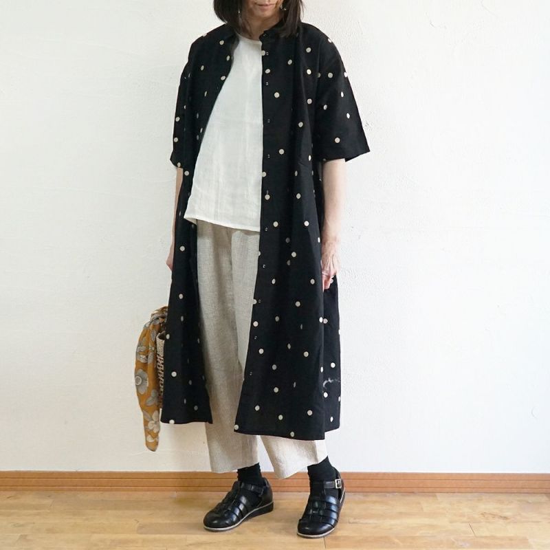 Branch m‘.,ブランチエム,ナチュラル,30代,40代,50代,60代,リネン,ゆったり,ドット,ドット柄,刺繍,刺繍ブラウス,半袖,半袖ワンピース,ワンピース,シャツワンピース