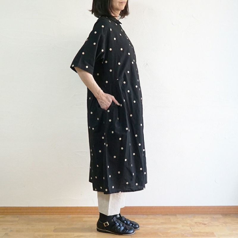 Branch m‘.,ブランチエム,ナチュラル,30代,40代,50代,60代,リネン,ゆったり,ドット,ドット柄,刺繍,刺繍ブラウス,半袖,半袖ワンピース,ワンピース,シャツワンピース