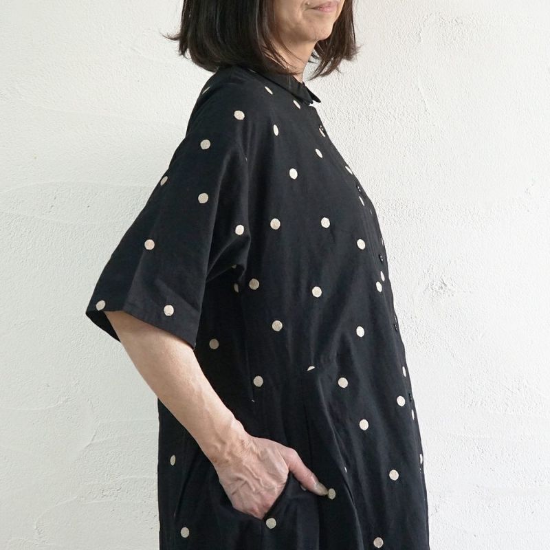Branch m‘.,ブランチエム,ナチュラル,30代,40代,50代,60代,リネン,ゆったり,ドット,ドット柄,刺繍,刺繍ブラウス,半袖,半袖ワンピース,ワンピース,シャツワンピース