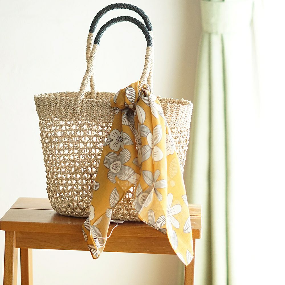 Branch m‘.,ブランチエム,ナチュラル,30代,40代,50代,60代,スカーフ,パネルスカーフ,花柄スカーフ,花柄,shesay,志成, 志成販売