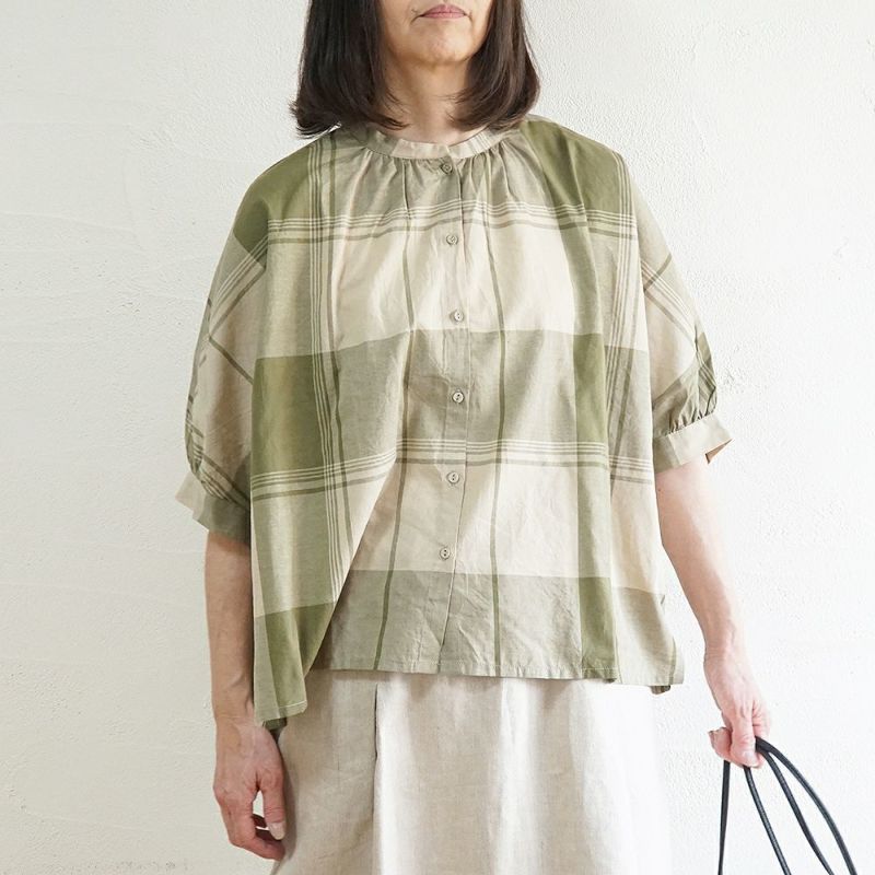 Branch m‘.,ブランチエム,ナチュラル,30代,40代,50代,60代,リネン,ゆったり,blouse,ブラウス,半袖,チェック,チェック柄,チェック柄ブラウス,コットンリネン,コットンリネンブラウス,ドルマン,ドルマンブラウス