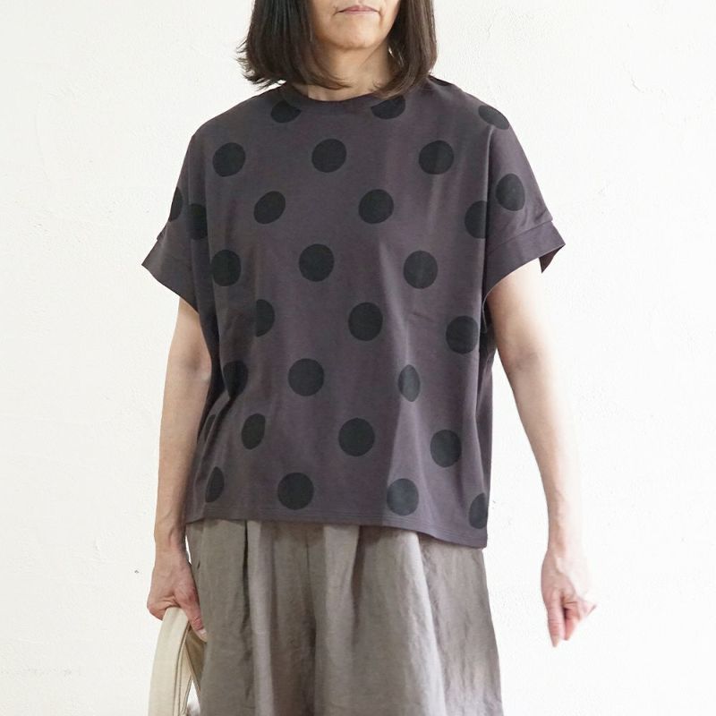 Branch m‘.,ブランチエム,ナチュラル,30代,40代,50代,60代,リネン,ゆったり,blouse,ブラウス,半袖,ドット,ドット柄,Tシャツ,カットソー,半袖Tシャツ,プルオーバー, 