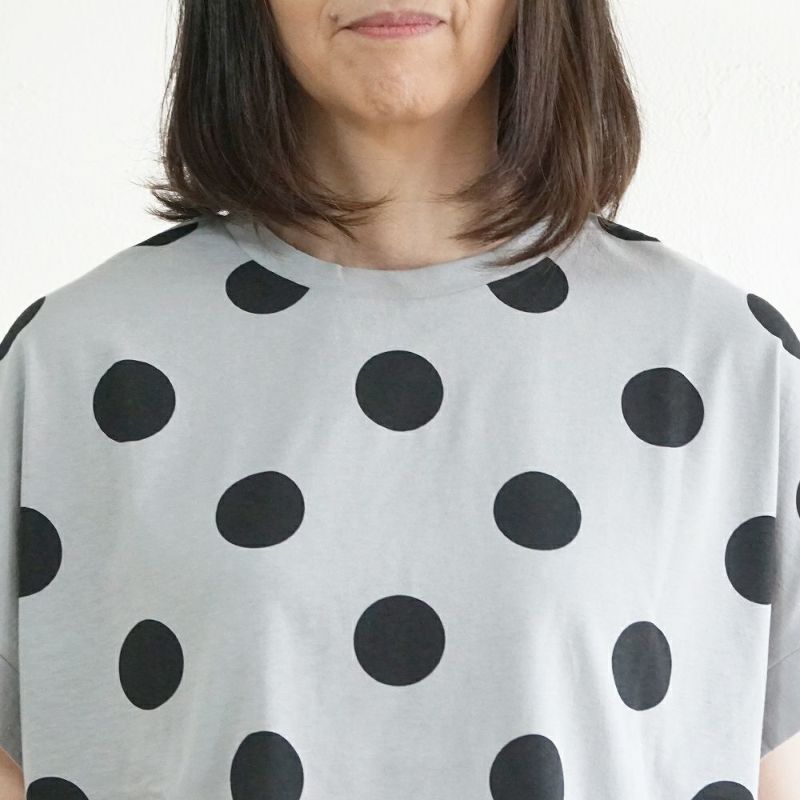 Branch m‘.,ブランチエム,ナチュラル,30代,40代,50代,60代,リネン,ゆったり,blouse,ブラウス,半袖,ドット,ドット柄,Tシャツ,カットソー,半袖Tシャツ,プルオーバー, 
