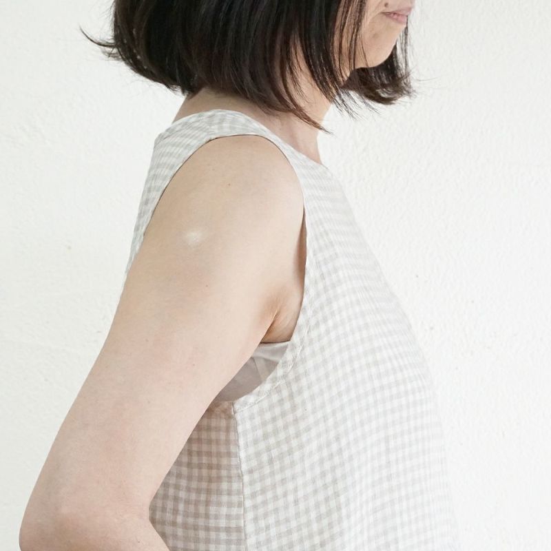 Branch m‘.,ブランチエム,ナチュラル,30代,40代,50代,60代,リネン,ゆったり,タンクトップ,リネンタンクトップ,インナー,レイヤード,ノースリーブ,ギンガムチェック,チェック柄