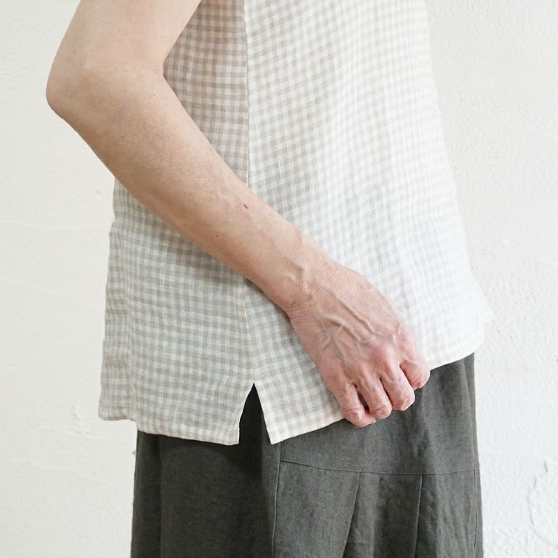 Branch m‘.,ブランチエム,ナチュラル,30代,40代,50代,60代,リネン,ゆったり,タンクトップ,リネンタンクトップ,インナー,レイヤード,ノースリーブ,ギンガムチェック,チェック柄