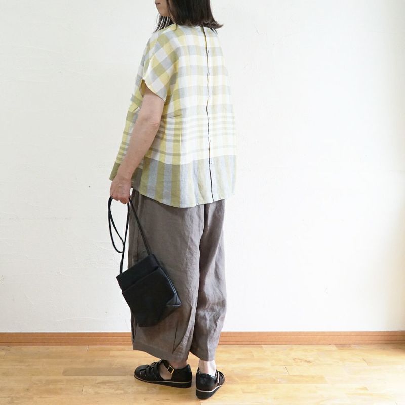Branch m‘.,ブランチエム,ナチュラル,30代,40代,50代,60代,リネン,ゆったり,blouse,ブラウス,半袖,チェック,チェック柄,チェック柄ブラウス,リネンブラウス,フレンチスリーブ,パネルチェック,パネルチェックブラウス,プルオーバーブラウス,プルオーバー