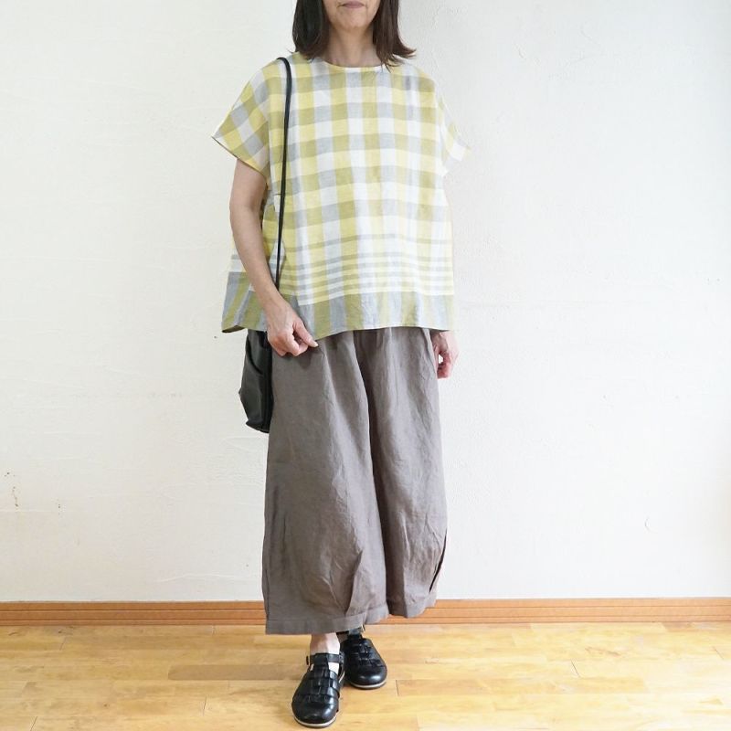 Branch m‘.,ブランチエム,ナチュラル,30代,40代,50代,60代,リネン,ゆったり,blouse,ブラウス,半袖,チェック,チェック柄,チェック柄ブラウス,リネンブラウス,フレンチスリーブ,パネルチェック,パネルチェックブラウス,プルオーバーブラウス,プルオーバー
