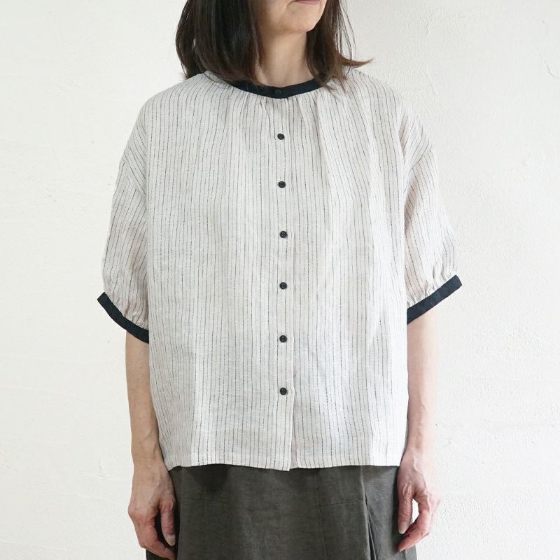 Branch m‘.,ブランチエム,ナチュラル,30代,40代,50代,60代,リネン,ゆったり,blouse,ブラウス,半袖,チェック,チェック柄,チェック柄ブラウス,リネンブラウス,フレンチスリーブ,配色ブラウス