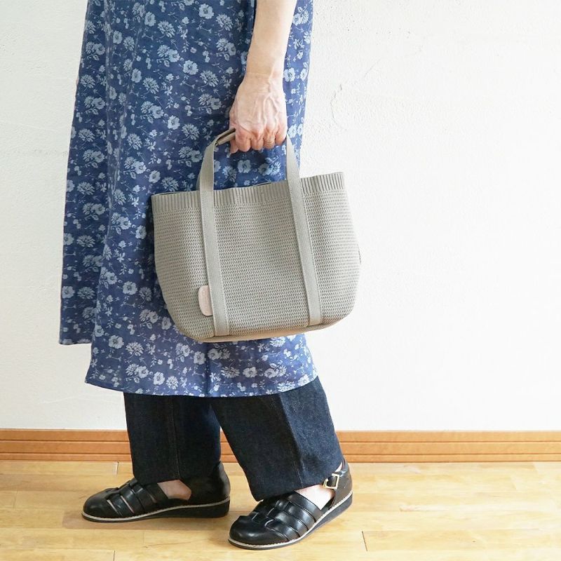 Branch m‘.,ブランチエム,ナチュラル,30代,40代,50代,60代,ゆったり,バッグ,革バッグ,カウレザーバッグ,カウレザー,,ONEPAIRED,ワンペアード,トートバッグ,ニットバッグ