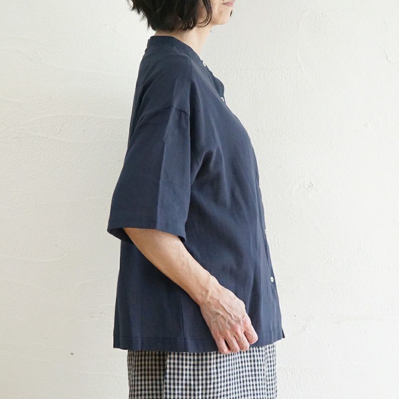 Branch m‘.,ブランチエム,ナチュラル,30代,40代,50代,60代,コットン,綿,ゆったり,ブラウス,コットンブラウス,バンドカラーブラウス,スタンドカラーブラウス,コットンシャツ,シャツ,５分袖,コットンボイルガーゼ,