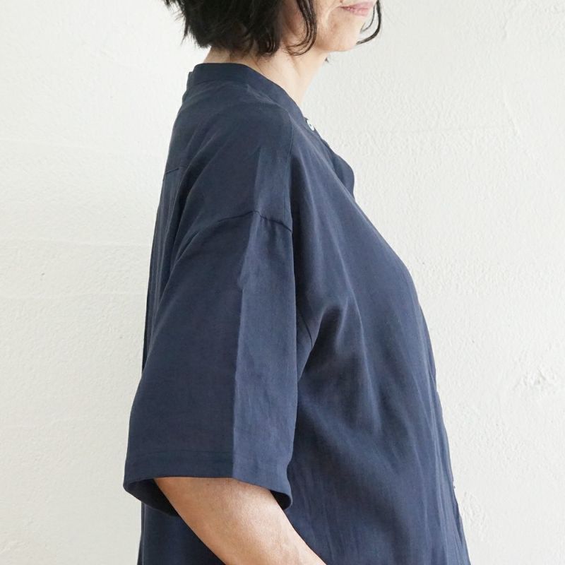 Branch m‘.,ブランチエム,ナチュラル,30代,40代,50代,60代,コットン,綿,ゆったり,ブラウス,コットンブラウス,バンドカラーブラウス,スタンドカラーブラウス,コットンシャツ,シャツ,５分袖,コットンボイルガーゼ,