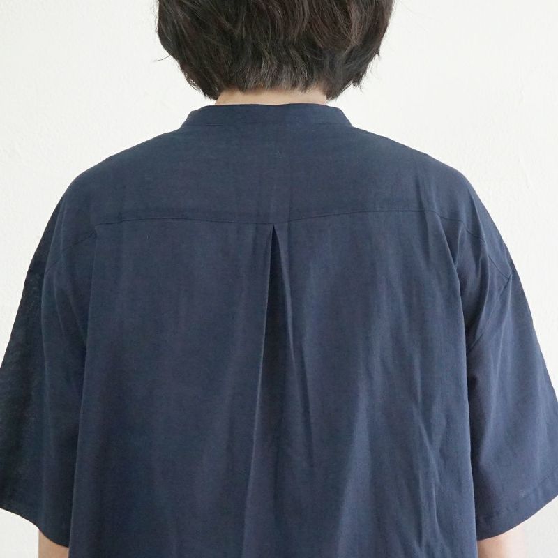 Branch m‘.,ブランチエム,ナチュラル,30代,40代,50代,60代,コットン,綿,ゆったり,ブラウス,コットンブラウス,バンドカラーブラウス,スタンドカラーブラウス,コットンシャツ,シャツ,５分袖,コットンボイルガーゼ,