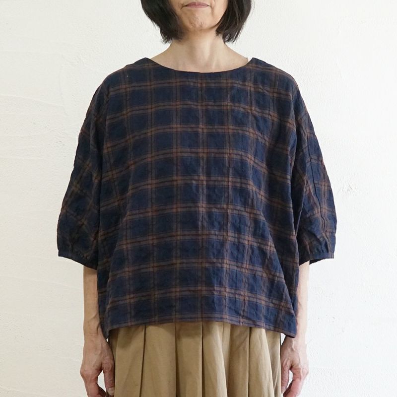 Branch m‘.,ブランチエム,ナチュラル,30代,40代,50代,60代,コットン,ゆったり,綿,チェック,ドルマンブラウス,ドルマンシルエット,チェックブラウス,シャーリングチェック,